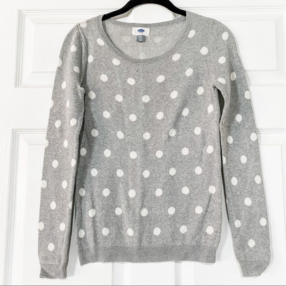 Gray with white polkadots Old Navy sweater